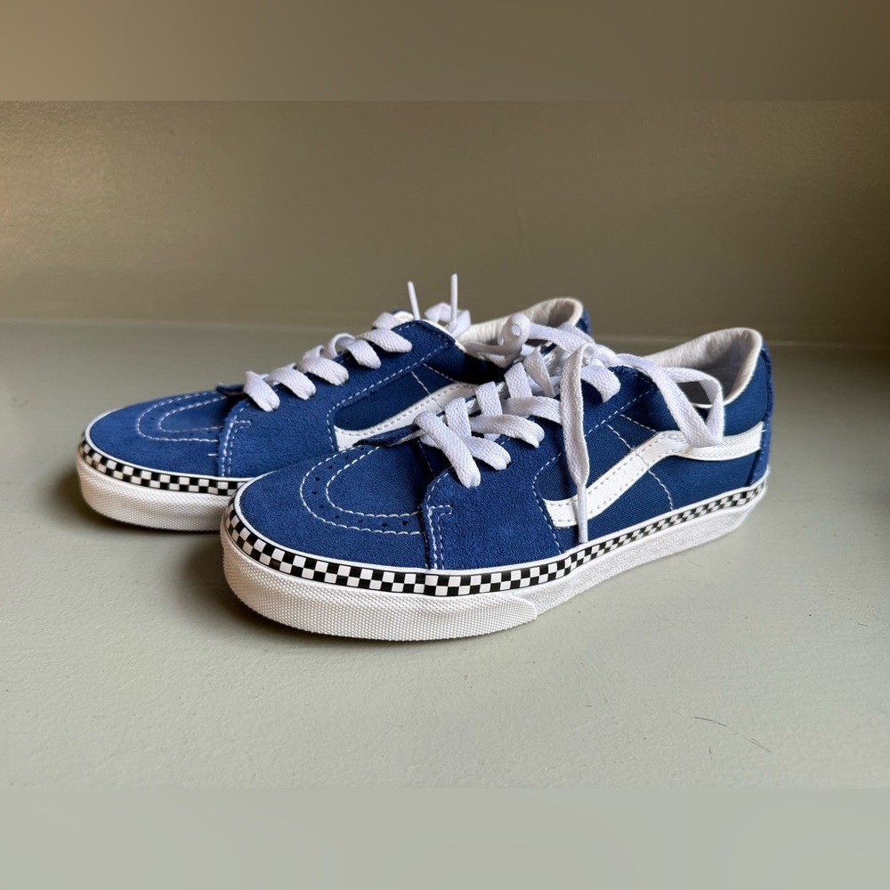 Vans | Youth | Blue Old Skool Suede Low Top with Checkered Sole | NWOT